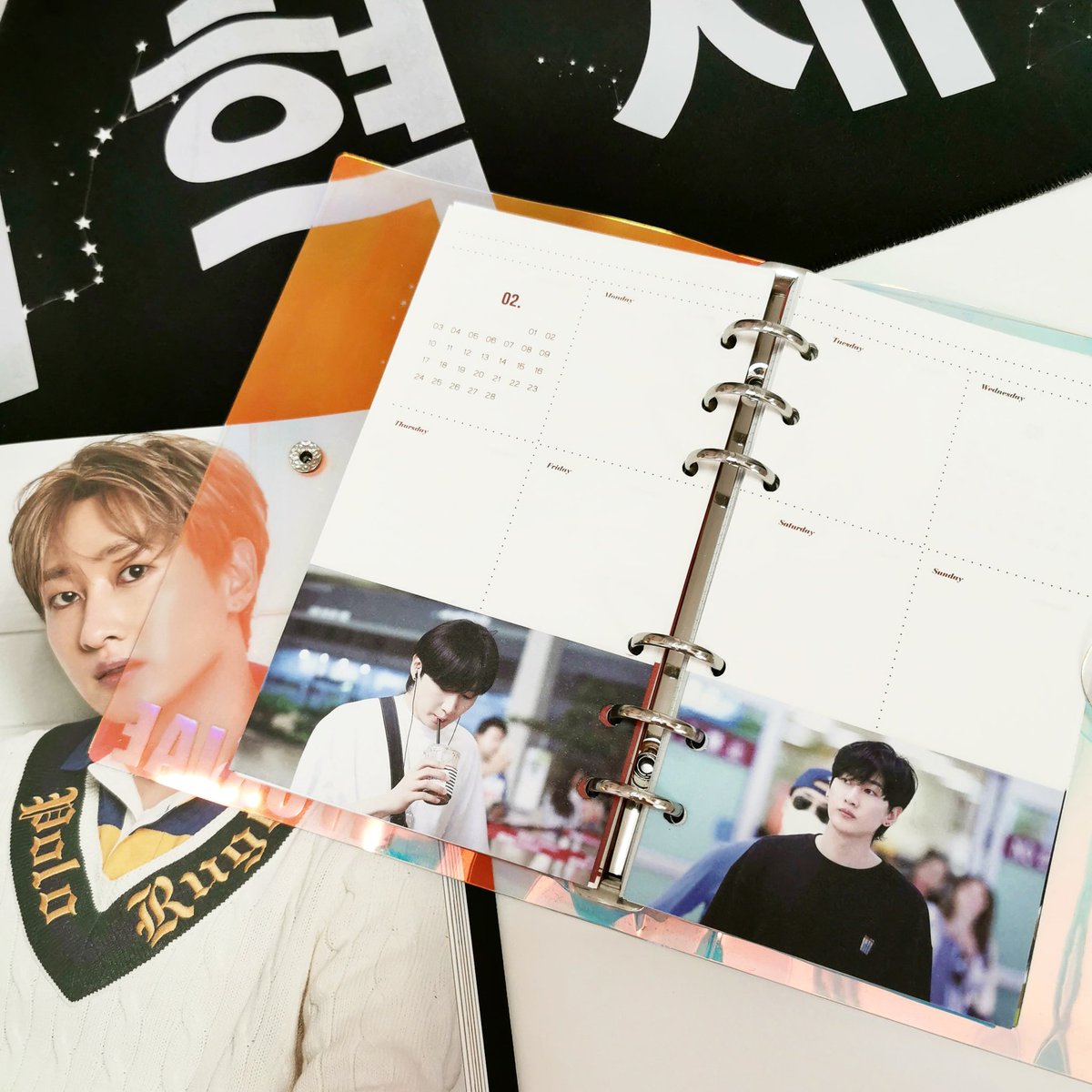 haekheemi's tweet photo. Do any of y'all use your fansite journals 🧐 I've just been keeping them together with season's greetings and they can't even be used again 😭 https://t.co/5XyXJTU0OE