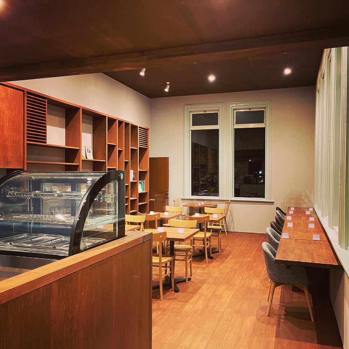 東栄会メンバーが手がける シネマネコ青梅 が昨日オープンしました！東栄会も寄付をさせていただきました！菊池くんおめでとう！近くの商店街でのお買い物もご贔屓にしていただこうと、東栄会シールラリーが始まります◎ お買い物でシールを集めると映画館で特典が受けられる仕組み。お楽しみに♫