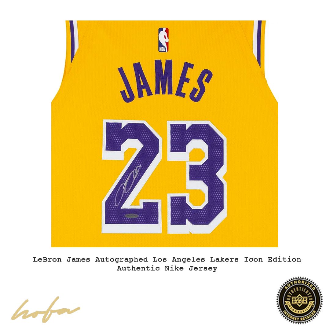hofaph's tweet photo. James rose to prominence after being named the best high school basketball player in the country. Lebron is now a four-time NBA MVP thanks to his unique combination of size, athleticism, and court vision.
⠀
Which year do you think was Lebron’s best season?
#BeHOFA⠀ https://t.co/DwGMjDSVyR