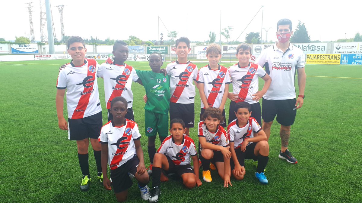 RiverMonzon's tweet photo. 👨‍👦‍👦 BENJAMIN A
🆚 BINEFAR

🔴⚪ #CanteraMonzón https://t.co/L9tdRFzuON