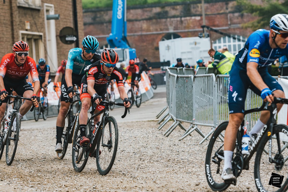 PS_CC_CT's tweet photo. Summer racing, winter vibes 🌳🌲
Check the full album of yesterday's Dwars door het Hageland on our Facebook page 📲
📷 Loetiephotography
#DDHH21 https://t.co/L2w03ArIBt
