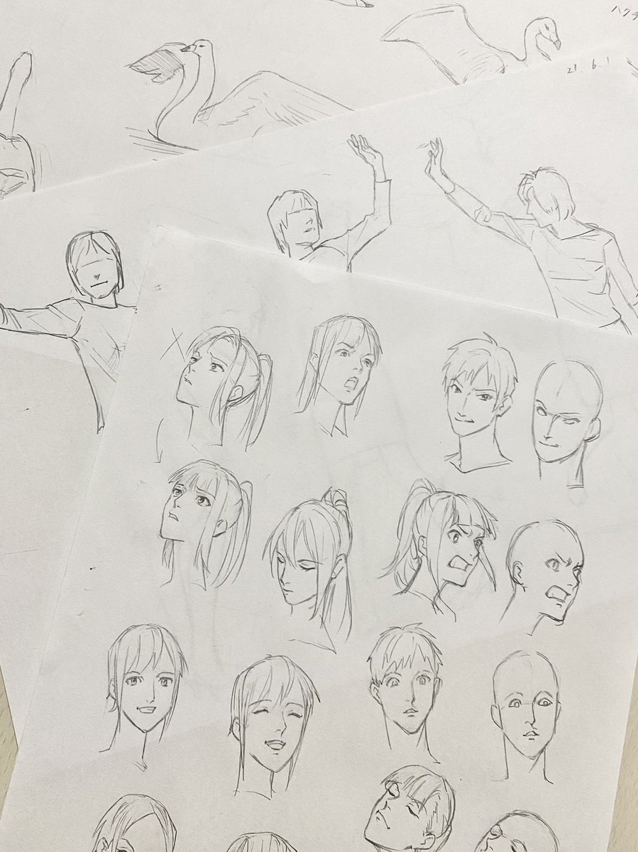 近所に住む友人と描いた顔の練習+出してなかった絵達です
人と一緒に描いたの久しぶりですごく楽しかった☺️ 