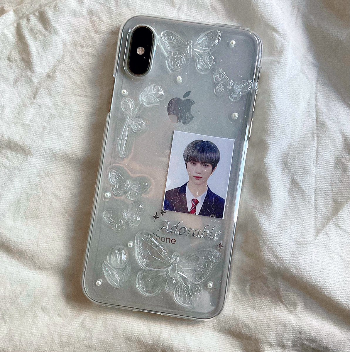 vmyjy's tweet photo. ༚✧˳⁺⁎ 𝚁𝚃 𝙴𝚅𝙴𝙽𝚃 ⁎⁺˳✧

ⓇⓉ 추첨 한 분에게 원하시는 문구로 나비 레진 폰케이스 제작해드립니다 💗 작은 글씨체로 변경 가능하세욤! 제작 및 모든 문의는 DM 부탁드립니다 ⋆⁺₊⋆ ♡̷̷̷ https://t.co/5ZmfQvxh7Y
