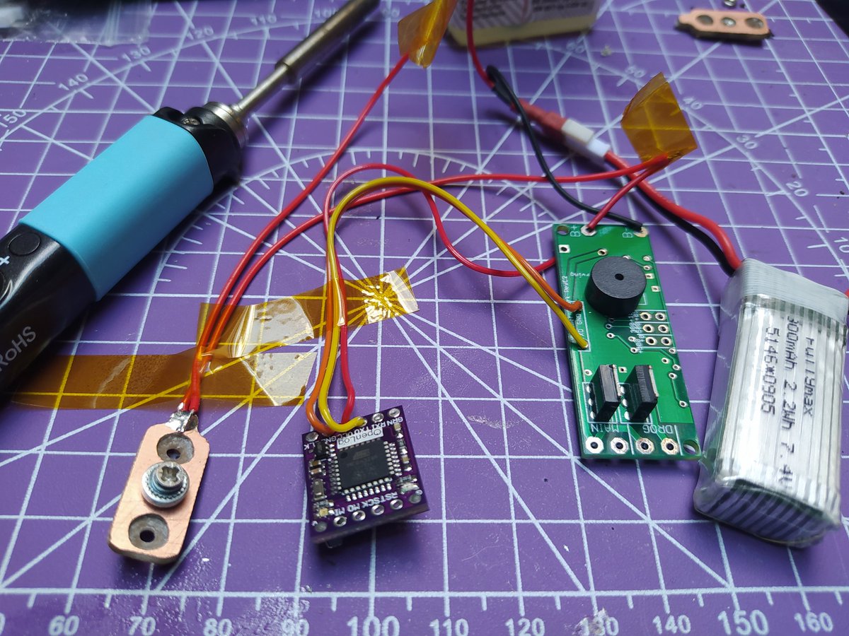 concreted0g's tweet image. Ignore the temporary tape (needs installing through a bulkhead) but a fun half hour setting up an Eggtimer Quark altimeter with an #openlog data logger and one of the screwswitches I #CNC&apos;d yesterday. #making #rocketry photobomb by my @thepine64 #pinecil :)
