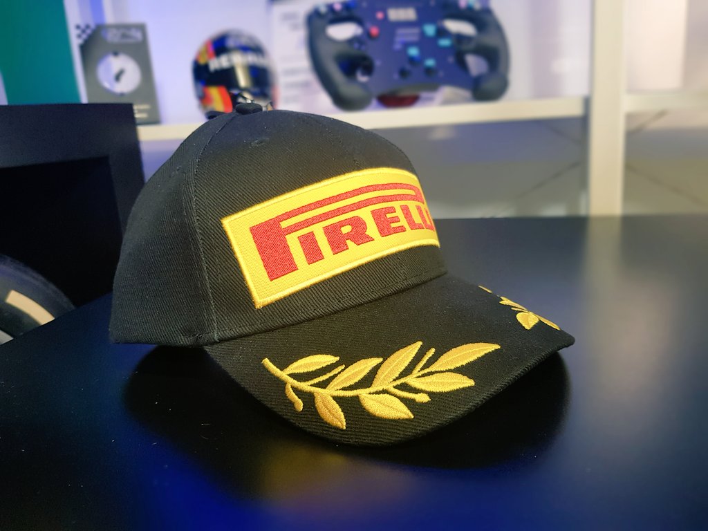 SoyMotor's tweet photo. ¿Quieres ganar una gorra de podio Pirelli #F1? 🧢👇

1) Síguenos en Twitter e Instagram
2) Haz RT a este tweet

¡Elegiremos al ganador cuando acabe el #AzerbaijanGP! https://t.co/K5CTGjmqjK