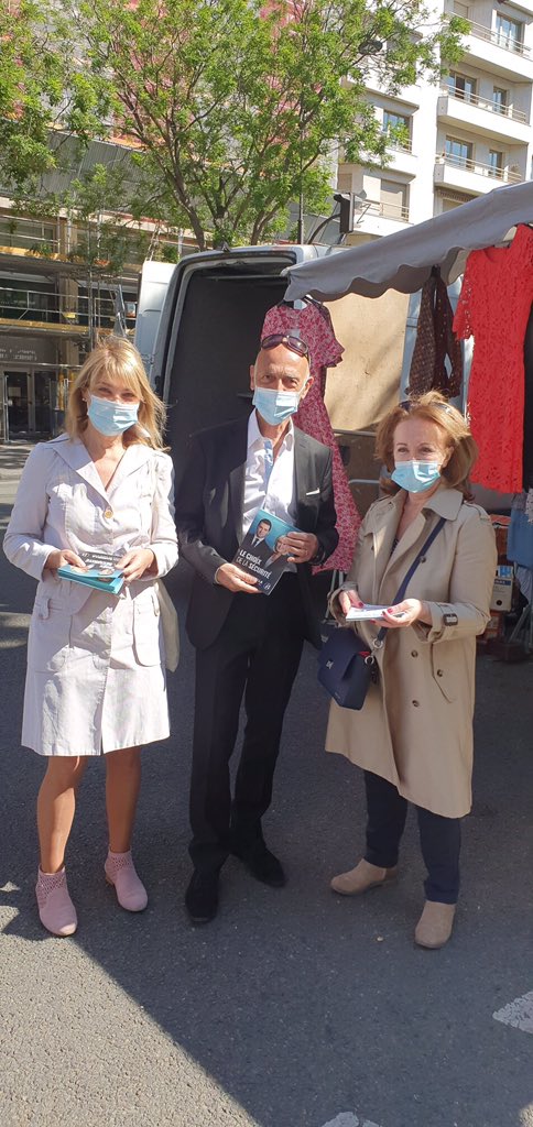 RNational_Paris's tweet photo. Nos militants étaient Porte de Saint Clou ce matin avec nos amis du @RNational_92, @MCarolineLePen et  notre tête de liste parisienne @BallardPhilippe pour inviter les parisiens à faire #LeChoixDeLaSecurite et de @J_Bardella les 20 et 27 juin prochains ! https://t.co/bCFrfVMmO4