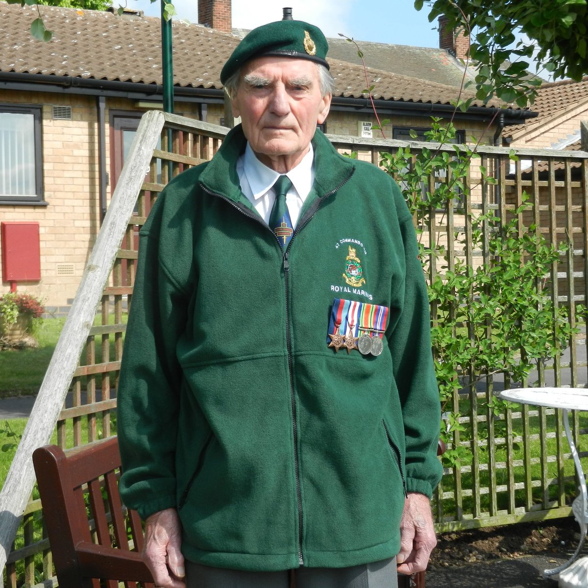 47_commandos's tweet photo. The very best of us
#DDay77 #47RMC https://t.co/15XtHcPKZN