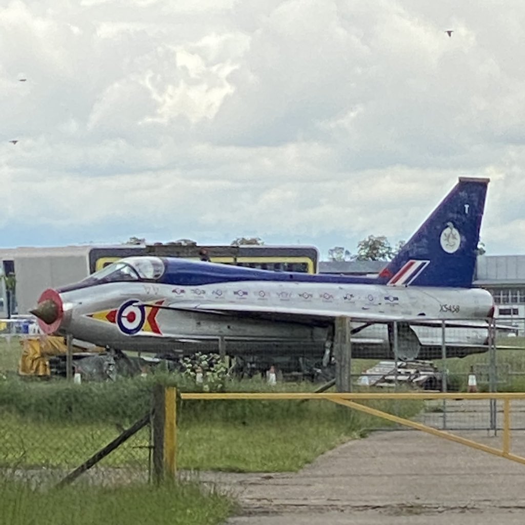 MikeLingPilot's tweet image. AvGeeks.... where am I?...