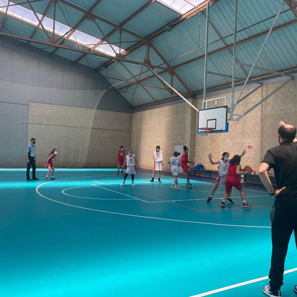 FBCyL's tweet photo. Selecciones CyL Mini ❤️🤍 

Partidos de la MAÑANA
📍 Miranda de Ebro 

⛹🏻 Castilla y León 6️⃣1️⃣
@FNBaloncesto 1️⃣1️⃣

⛹️‍♀️ Castilla y León 4️⃣6️⃣
@FNBaloncesto 4️⃣1️⃣ https://t.co/YwJJSj7GGh