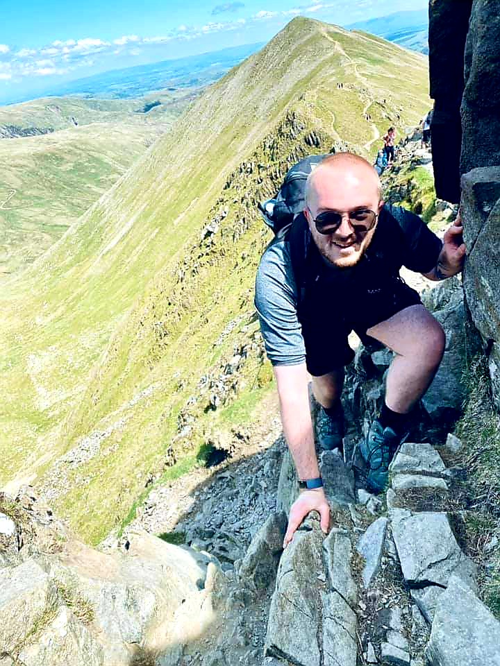 liambonser96's tweet photo. A few more from #Helvellyn yesterday, I am sunburnt to no end, it hurts to walk but it was so worth it ❤ nature really is healing ❤❤ https://t.co/s7hArLwikT
