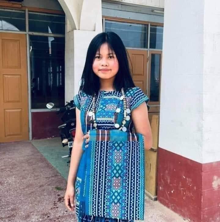Haruonchill's tweet photo. The underaged girl in the photo was arbitrarily ABDUCTED by Junta Terrorists on her way to a Funeral in #Hakha township, #Chin State on June5 with no known reasons. Her whereabouts is unknown yet. 

#WhatsHappeningInMyanmar 
#June6Coup https://t.co/9OSHfTunac