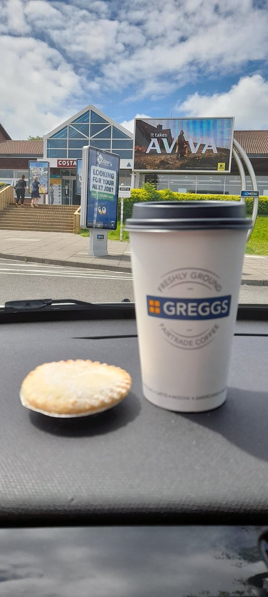 Natalie Vincent tweet media