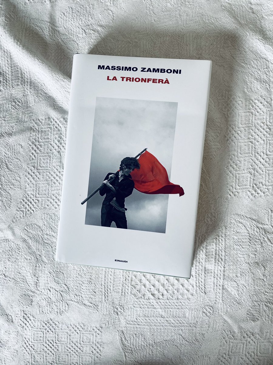 recerusse's tweet image. C’è chi voleva sposare Simon le Bon, e chi Massimo Zamboni (presente ✊🏻🙋🏻‍♀️). 

#FedeliAllaLinea @Einaudieditore