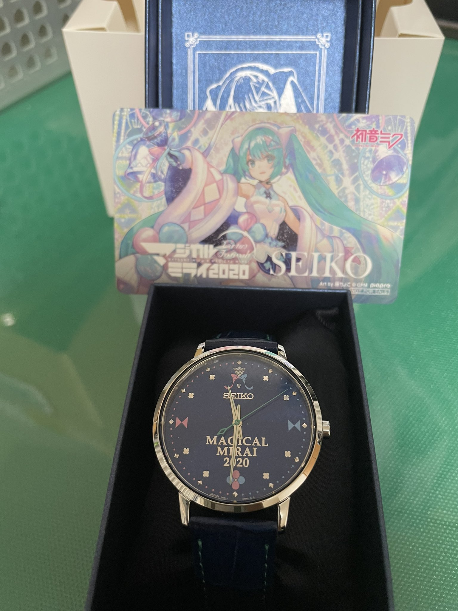 送料無料 非冷凍品同梱不可 初音ミク 腕時計 マジカルミライ2020 SEIKO