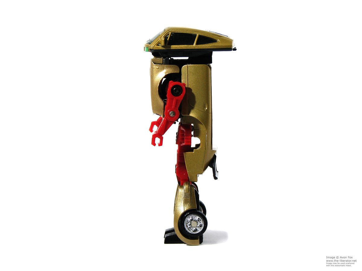 MonsieurToys's tweet photo. Voici la version Goldée du Baron Von Joy sortie exclusivement en Australie à 3000 exemplaires à l'occasion d'un concours...😍
#Gobots #Machinemen #Graal https://t.co/kaPBAWHmJe