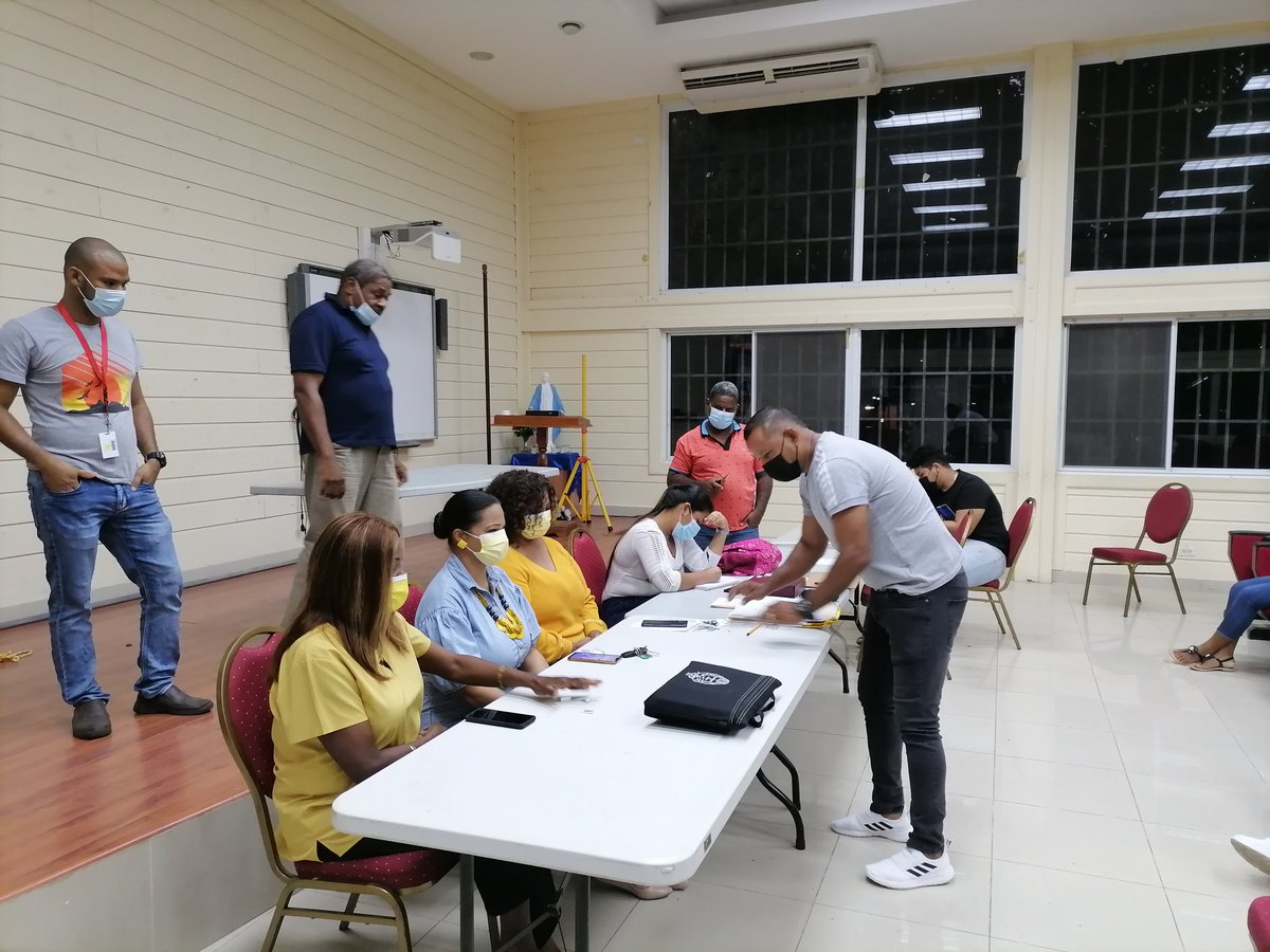accion_meces's tweet photo. Tómbola y sorteo de los equipos para la COPA UNIVERSITARIA CRUC.
#crudecolon, #MECES, #uproc, #copauniversitariacruc, #UDEP https://t.co/CuiphfzsCB