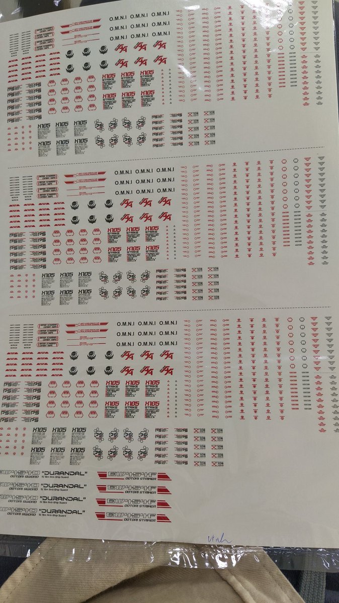 zin_gunpla_vn's tweet photo. Yes, I made my own water decals. This is a flex 💪
#gundam #gunpla #gunplaphoto #gunplaphotography #gundamphoto #waterslidedecals #gundamseed #ailestrikegundam https://t.co/D4TcC6CkRb