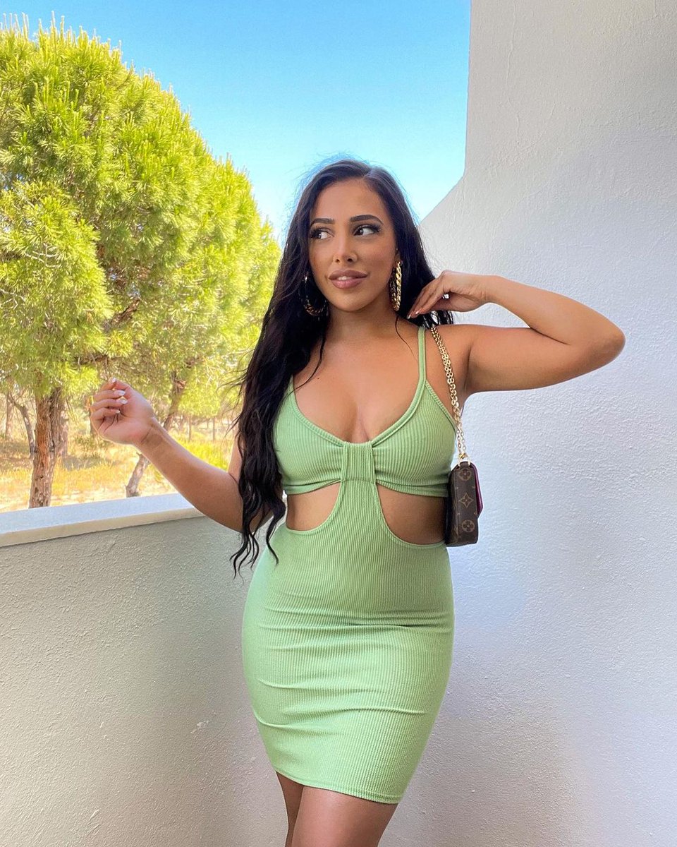 isawitfirst's tweet photo. 🚨RETWEET TO WIN🚨

Dreaming of summer nights 💭 👌 

Ends midnight tonight. Winner must be following @isawitfirst. Winner contacted by DM and will be given a £50 voucher to spend on site.

📷 liat.x https://t.co/F5gS1aTiY2