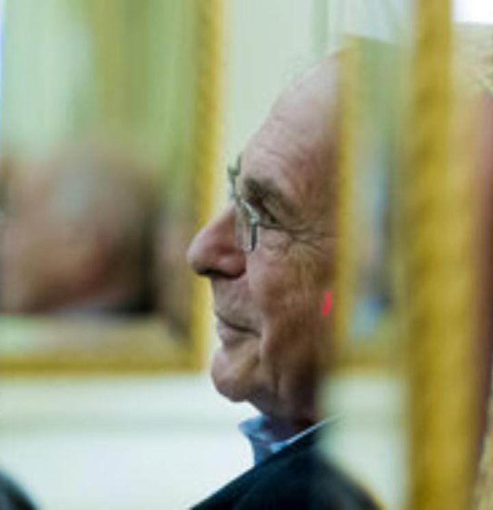 Daniel Kahneman Nobel Economía

¿Cómo funciona el cerebro?

Nos gusta creer que somos seres racionales pero pensamos con dos sistemas: 
-sistema 1 piensa rápido, es intuitivo y no requiere esfuerzo
-sistema 2 piensa despacio: es racional y exige esfuerzo

lavanguardia.com/lacontra/20120…