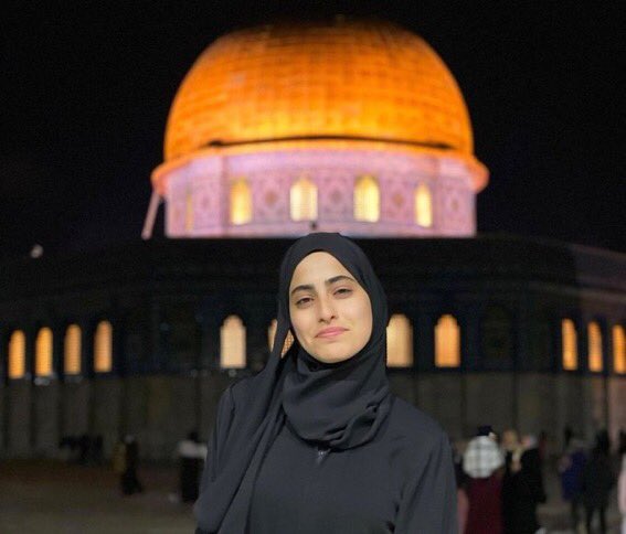 هزمتهم صورايـحْ غَـزة، وحجارة فلسطين وصَوت ُمنى❤️🇵🇸.