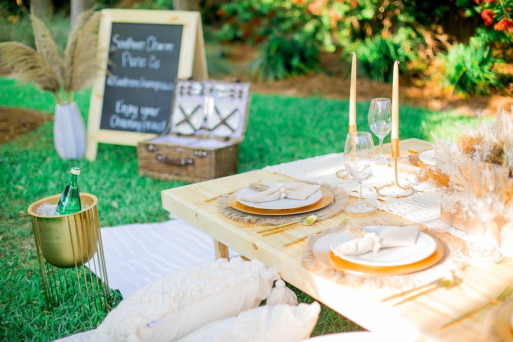 SCPicnicCo's tweet photo. Sunday Funday! Book today for a memorable experience! #orangebeach #gulfshores #fairhope #alabama #popuppicnic #picnic https://t.co/kIm2iiSCGm