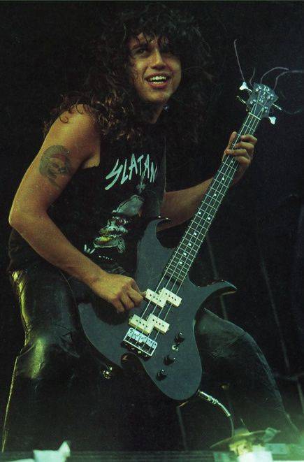 Happy Birthday to Slayer singer and bassist Tom Araya. He turns 60 today. 