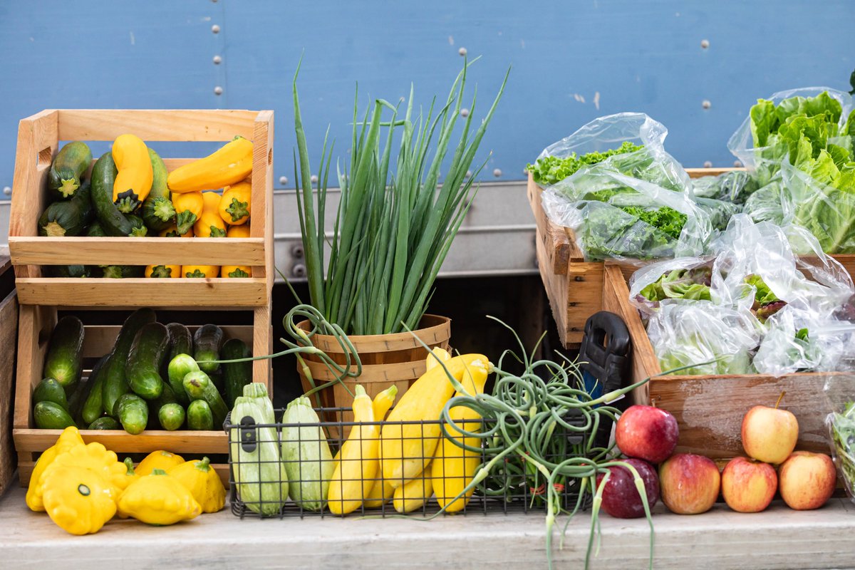 Want to bring a smile to your face?  Search up "farmers market images" Want to bring joy to your heart? See you for opening day tomorrow Mon, June 7, 3-7 pm at O'Dell Park Rantoul St.