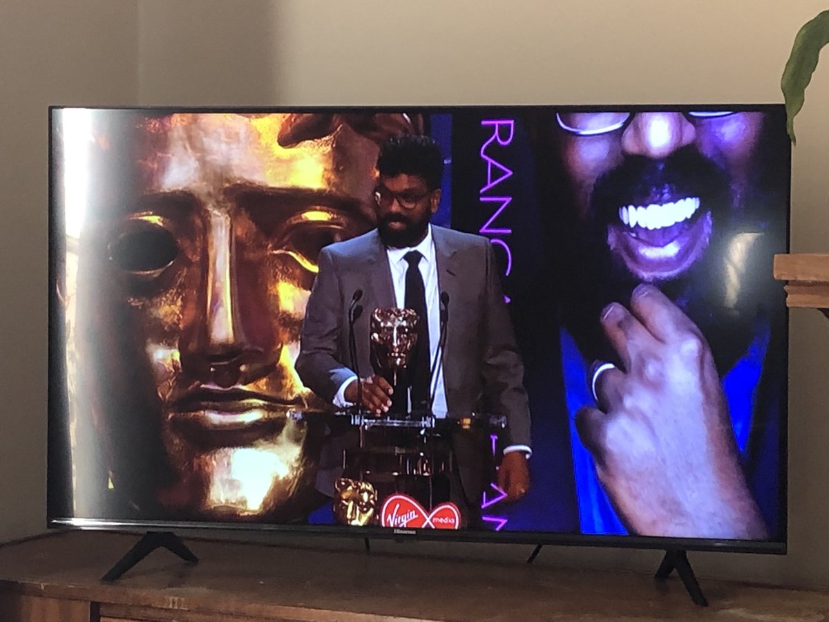 muir_christine's tweet image. Go #Romesh ! #Crawley hero #TVAwards winner !
