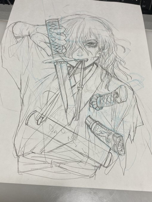 前にボツにしたけどなんかの形で描き直したいラフ
どこやったっけなこれ… 