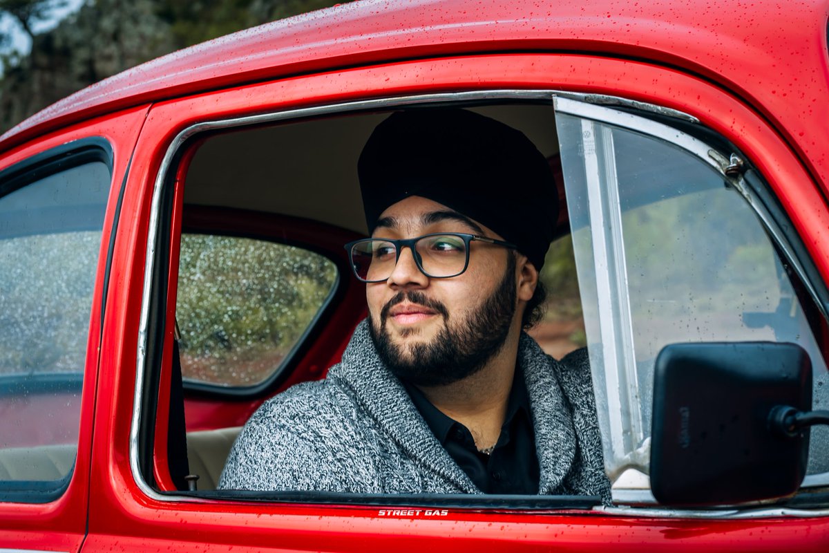 Ending the weekend with classic portraits. 
Volkswagen beetle