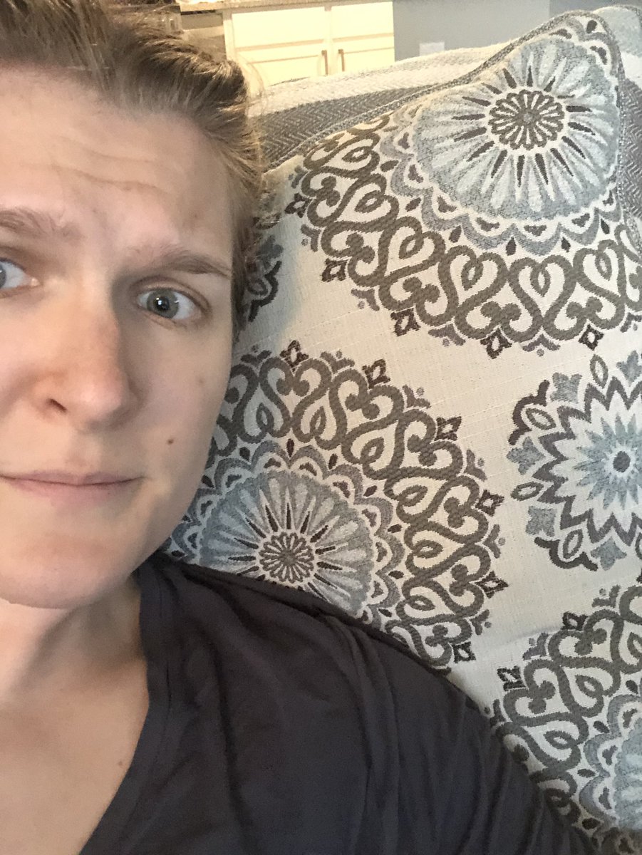 caroline_mather's tweet photo. Uhhh do I have the same couch as @jaidaehall ???? https://t.co/7JIRzHUFUp