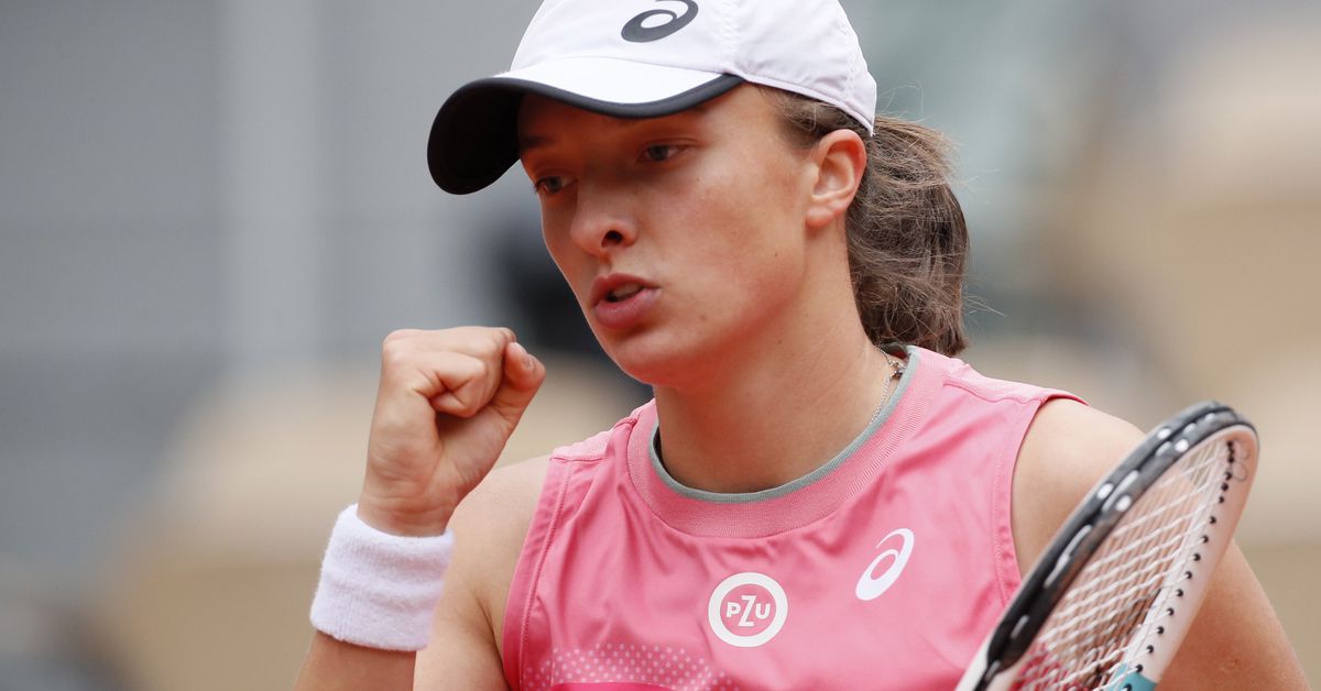 Led Zeppelin is Swiatek's Stairway to Heaven at French Open - Reuters j.mp/2Rv4xPS