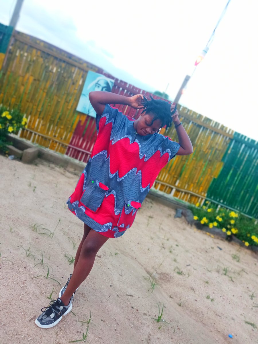 MrsZanga's tweet image. Sunshine in different rays ☀️☀️☀️