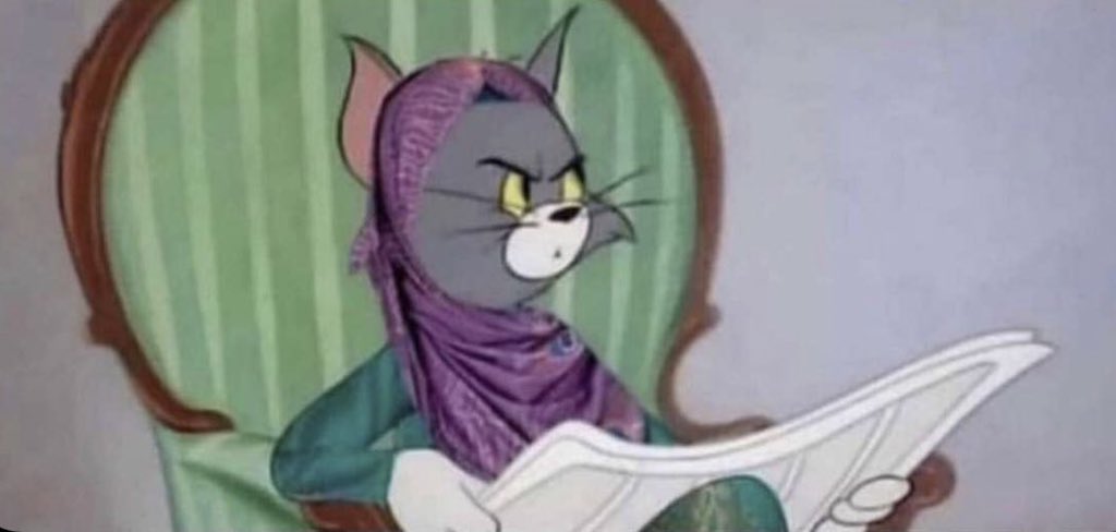 اذا مسكت جوال امي 7 ثواني وبعد 5 سنوات خرب :