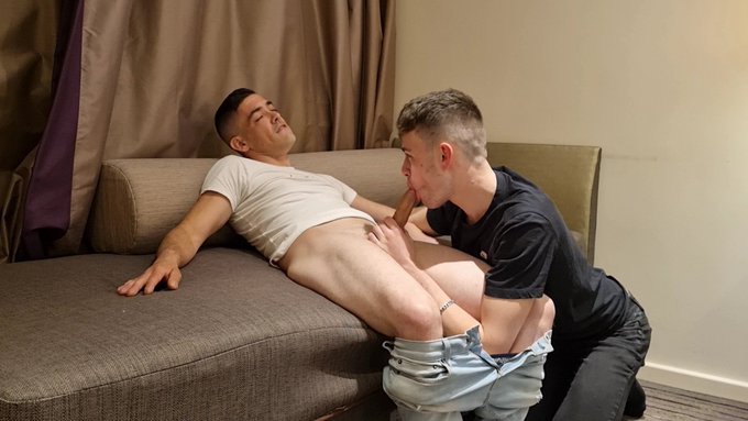 2 pic. If you ain't following this sexy cunt you're missing out big time boi. His hole takes my big bareback