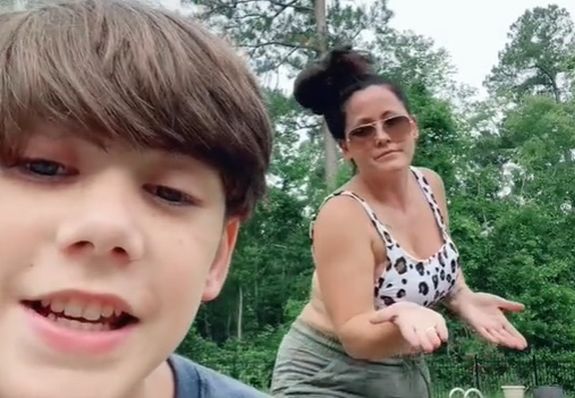 Former #TeenMom2 star Jenelle Evans rants that her haters are ruining her kids' opportunities after they get her son Jace's TikTok shut down: https://t.co/L1OTdOyDUO https://t.co/KvleNRBCHg