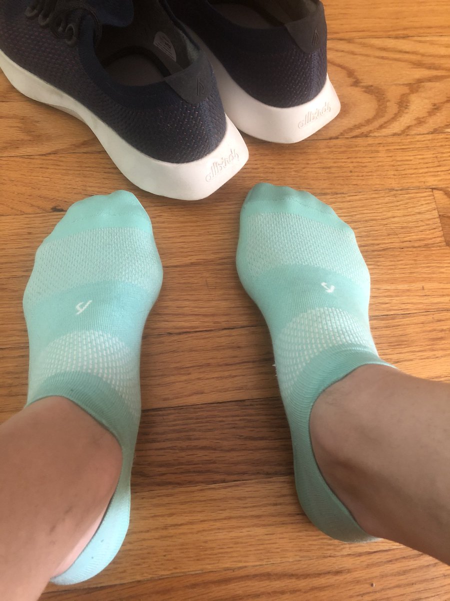 rexparker's tweet image. I have discovered the key to happy running and it is wearing the most un-me socks imaginable. A color that has never graced my body. Something has been liberated.