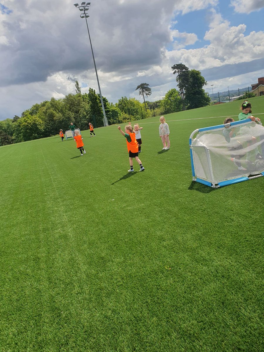 Great Sunday morning in the Falls Park as we launched our all new girls academy! 20 girls turned out for a morning of Fun, Skills and Smiles. What a great turnout for our first session with so many more girls to filter in over the coming weeks! #GirlsGetFootball
