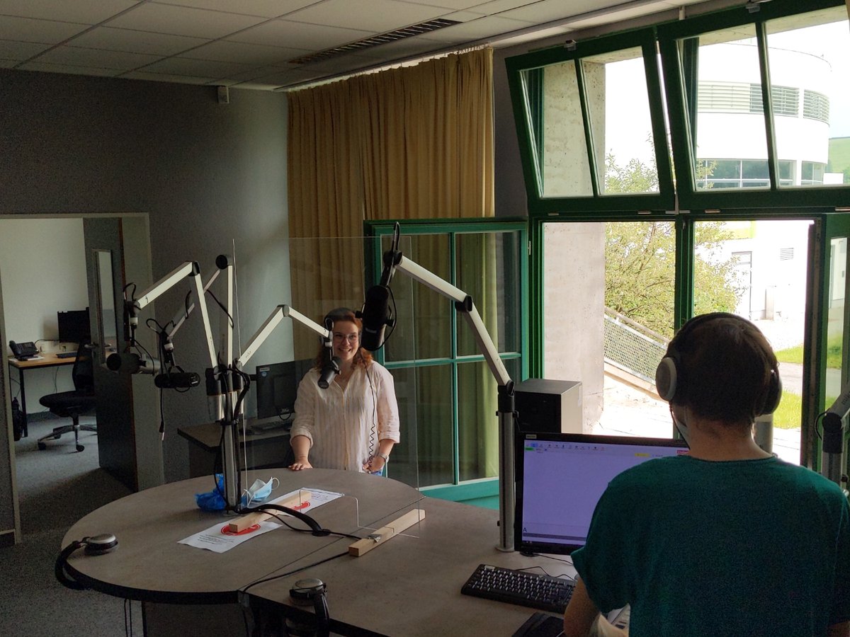 h2radioMD's tweet photo. Ab 18 Uhr senden wir live zur #ltwlsa mit Ergebnissen, Interviews und Berichten. Live auf https://t.co/NiLwzwctoV und auf UKW bei radio hbw in Aschersleben. Alle Vorberichte zum Nachhören unter https://t.co/63HIQGo6Ns #wahlweise @wahlweiseMD @hs_magdeburg https://t.co/bQxUhTLwJ0