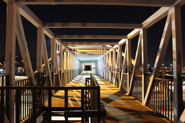 Jay Schlie
Into the Void
8" x 10" glossy print
.
Check out their art profile at: ow.ly/4VSp50DsFC9
.
.
#stpaulartcollective #stpaul #localartist #minneapolis #irenehixonwhitneybridge #bridge #sculpturegarden #loringpark