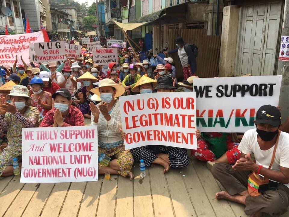 ThitThitHan2's tweet photo. @poppymcp Whatever other countries like #China call Ming Aung Hlaing as they like, people of Myanmar have already regarded him as just Coup leader and Military Terrorist
Myanmar feel really depressed on how #China and @ASEAN neglected real voices of over 50 millions people.
#RejectCoup https://t.co/QvhplbwvhF