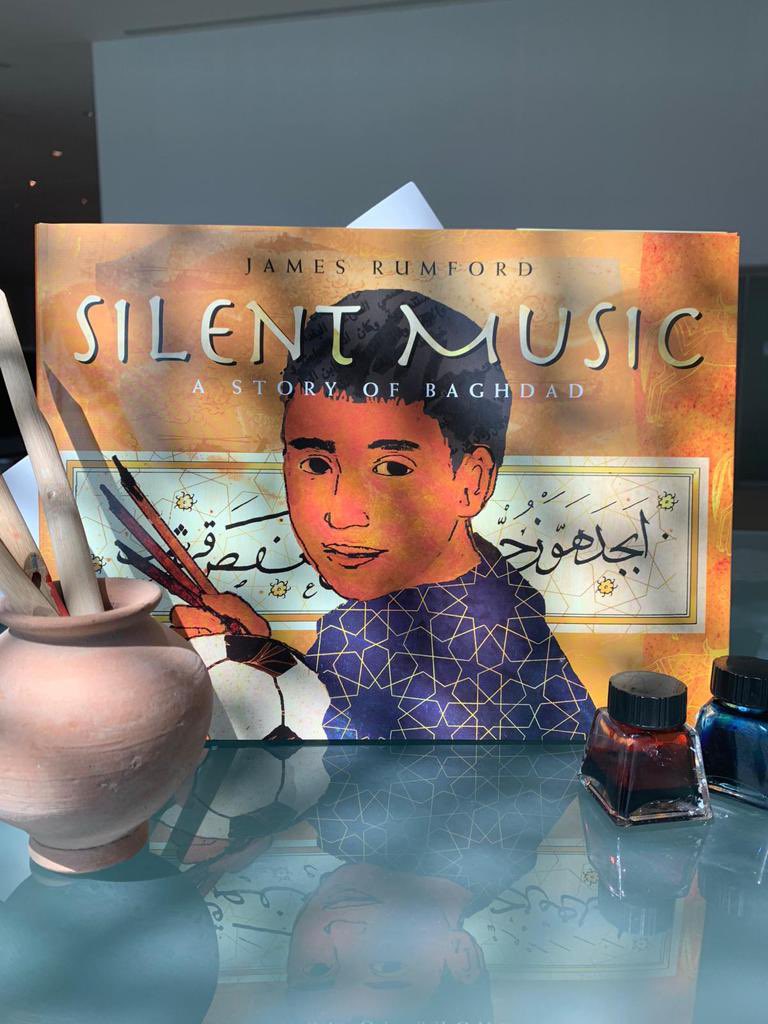 يسر نادي المجلس للكتاب أن يرحب بكم للمشاركة في الجلسة التالية للنادي لمناقشة كتاب" الموسيقى الهادئة" ،بالإضافة إلى الحصول على ورشة صغيرة عن الخط العربي وجمالياته .وذلك يوم الأربعاء تاريخ 9 يونيو الساعة 1ظهرا عبر منصة زوم 
للتسجيل يرجى إرسال بريد الكتروني إلى llibrarymia@qm.org.qa