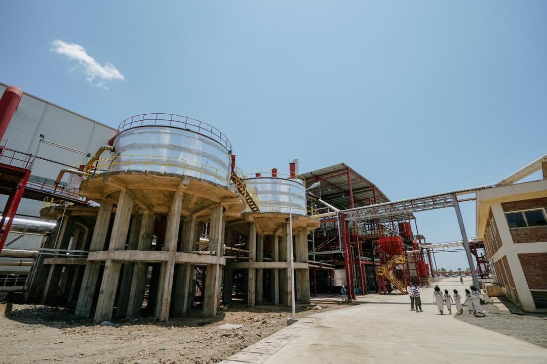 AbiyAhmedAli's tweet image. Inaugurating Tana Beles -1 Sugar Factory is key to building a competitive sugar industry in our country. Delayed for over 8 years, the #VisionForProsperity we embarked upon 3 yrs ago has enabled us to fast track projects to completion.