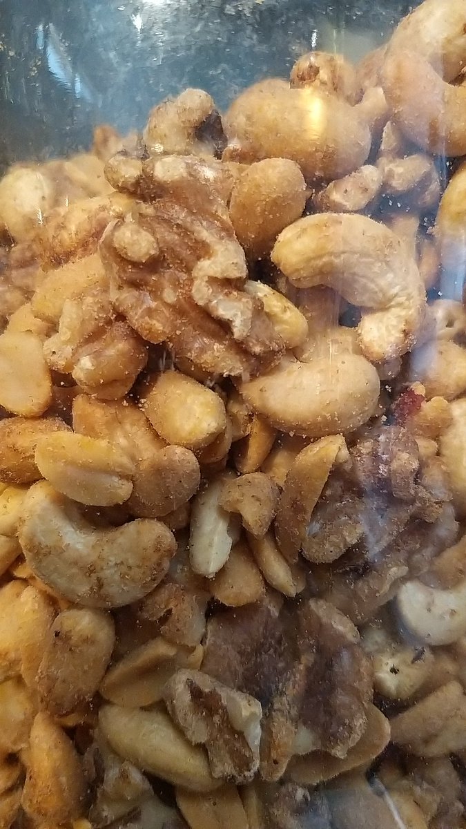 #nuts
Apple wood smoked nuts....😜