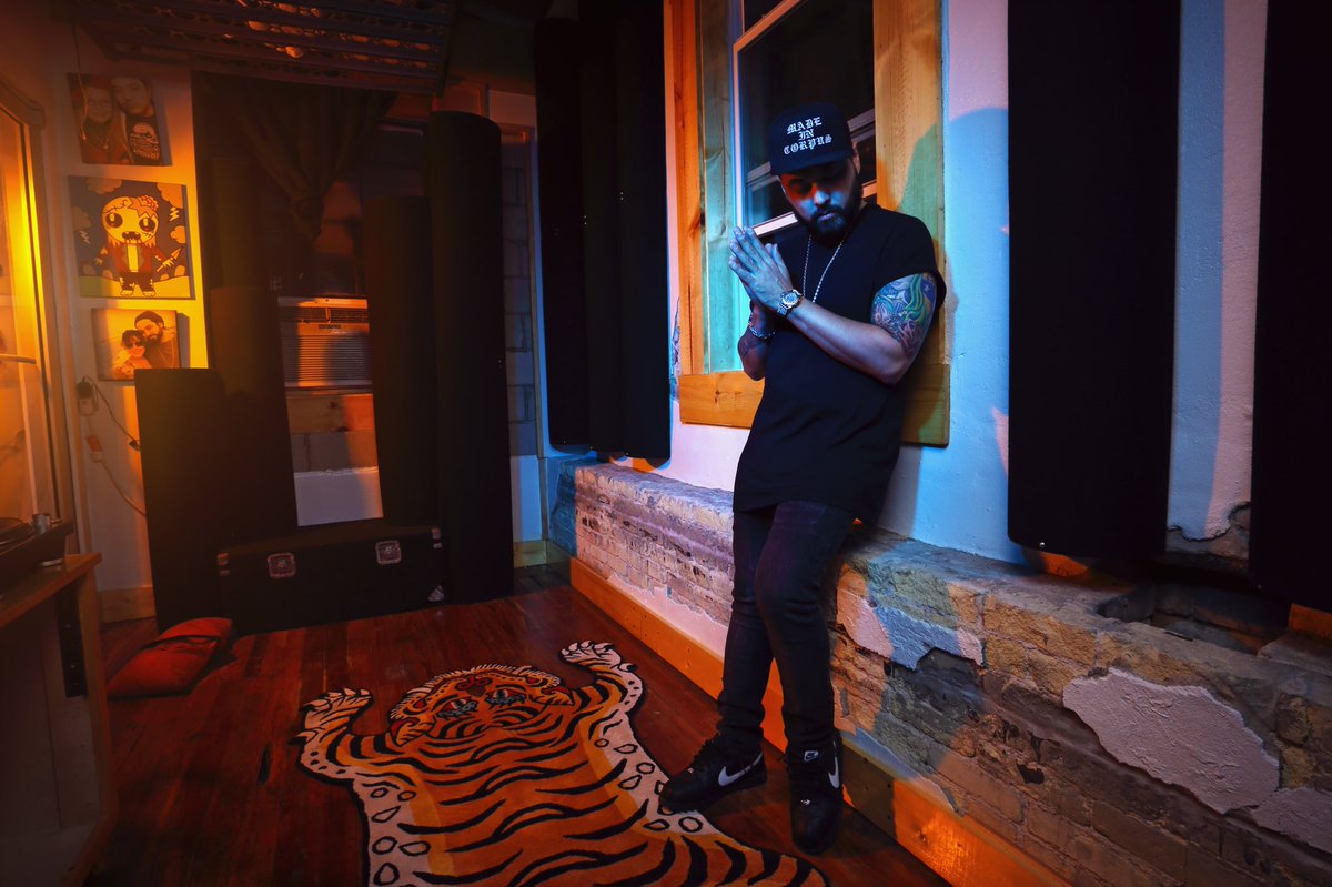duscraftphoto's tweet photo. A day late… sorry, bro ha ha!
Happy Birthday, @djdus!
2015
#photoshoot #photography #dustinashcraft #musician #cumbia #hiphop #eldusty #klepasa #trapanera #americano #canon #eos #latinmusic #lighting #photooftheday #picoftheday #potd #latino #cumbiaanthem #happybirthday https://t.co/6bvYVA1Bye