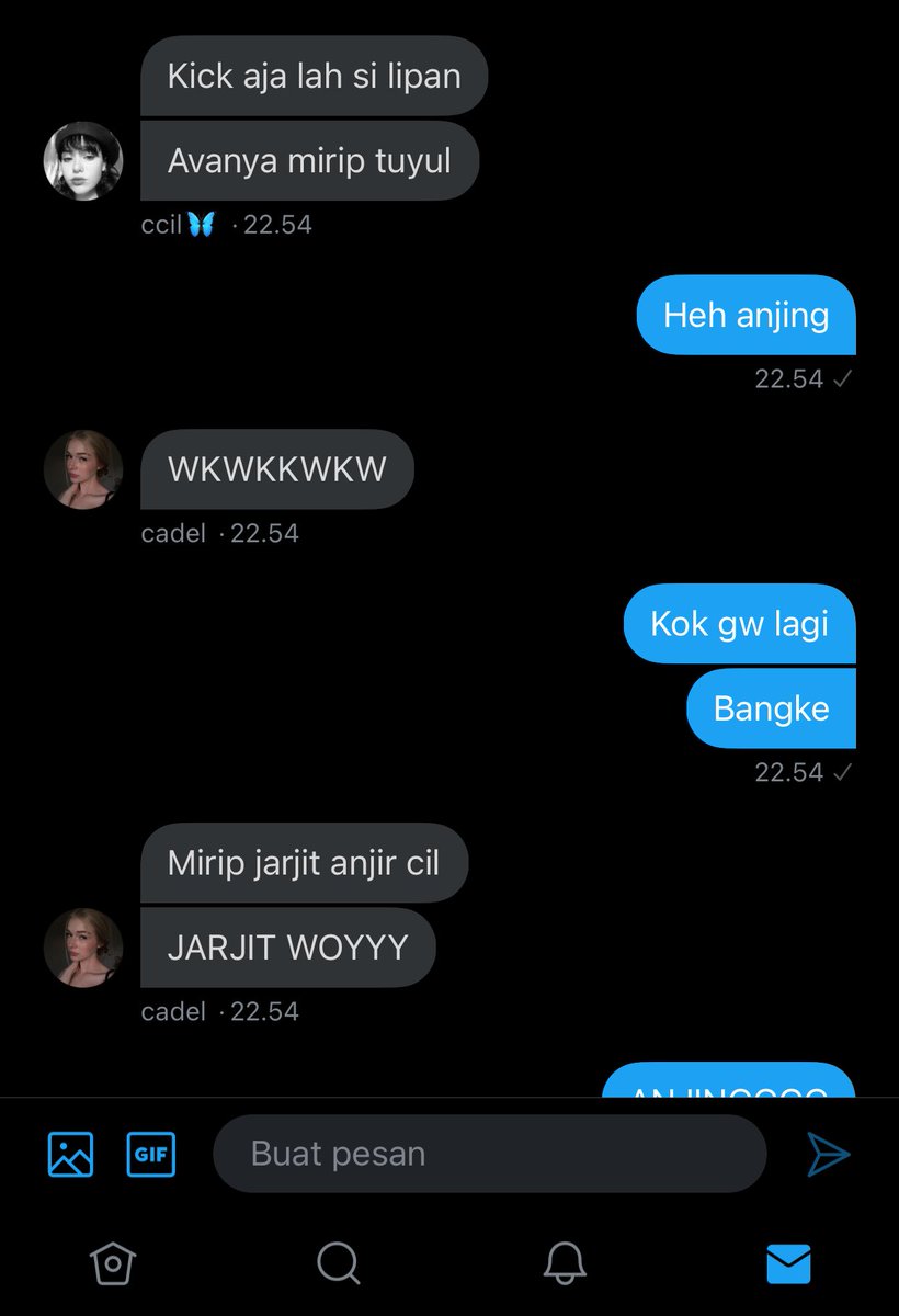 Ajg emg <a href="/rcinbo/">ᵕ̈</a>  datang2 mainnya ngehinaa njir , mana ketemu @xpierce_  lagi 🖕🏻

@pIuviophils bantuin gw