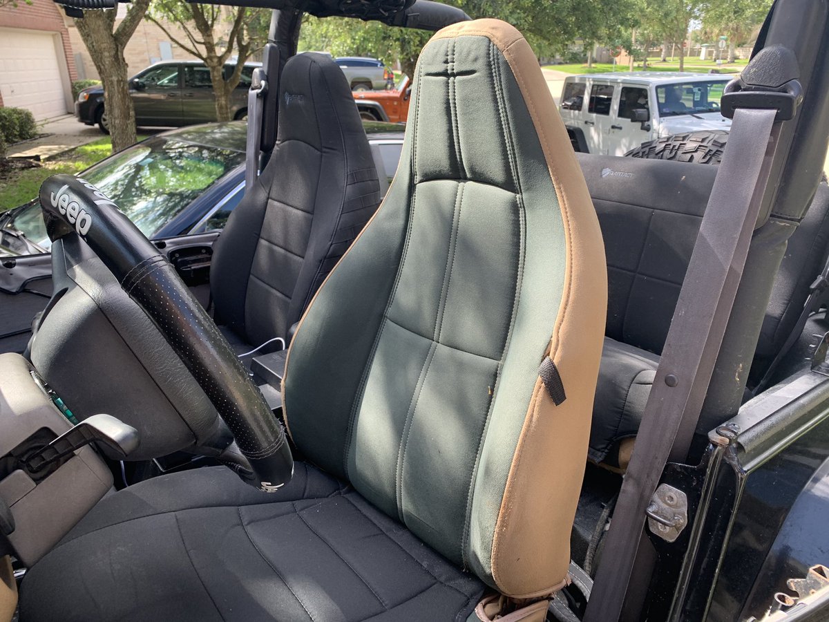 JohnsJeepGarage's tweet photo. Best thing about the BARTACT seat covers is taking them off to wash them when you played a little to hard. #bartact #jeep https://t.co/dj19jhdVgh
