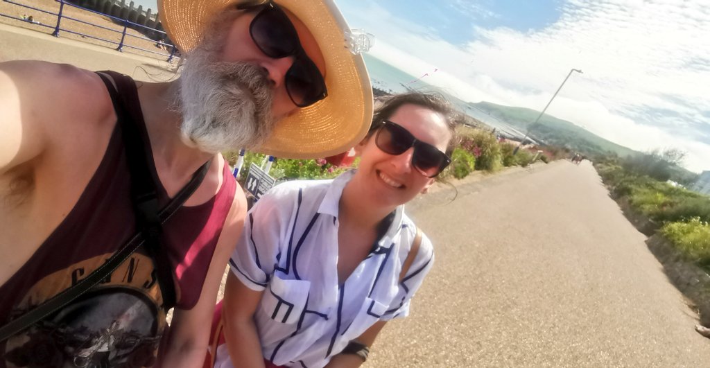 joncampling's tweet photo. Yay back from the beach time for a 5K run join me over on my insta.
For fun, run, chat n song.
https://t.co/2z0cSpO1h2
#runwithRegis https://t.co/yC3QzdcyYH
