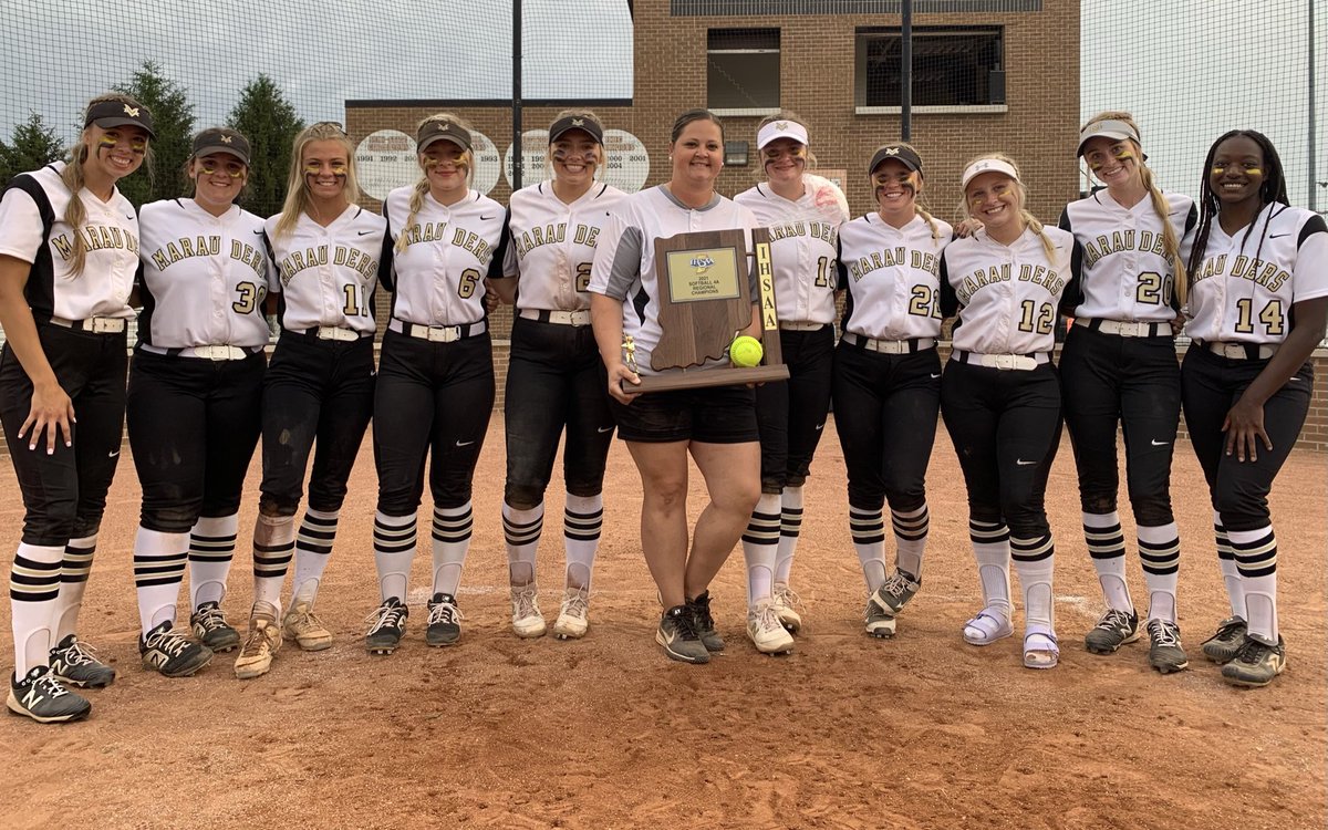 rileyhasseld's tweet photo. so incredibly proud to be a marauder. no words for the season we just had or the way it ended. we did what no one thought we could. love these girls and this program🤍 https://t.co/4hSZb9QqPw