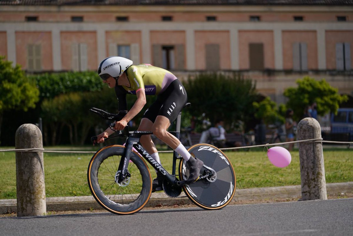 giroditaliau23's tweet photo. Ben Turner is the new Maglia Rosa!

Ben Turner è la nuova Maglia Rosa!

#girogiovani2021 @TrinityRacing_ https://t.co/wfsTJym6cA
